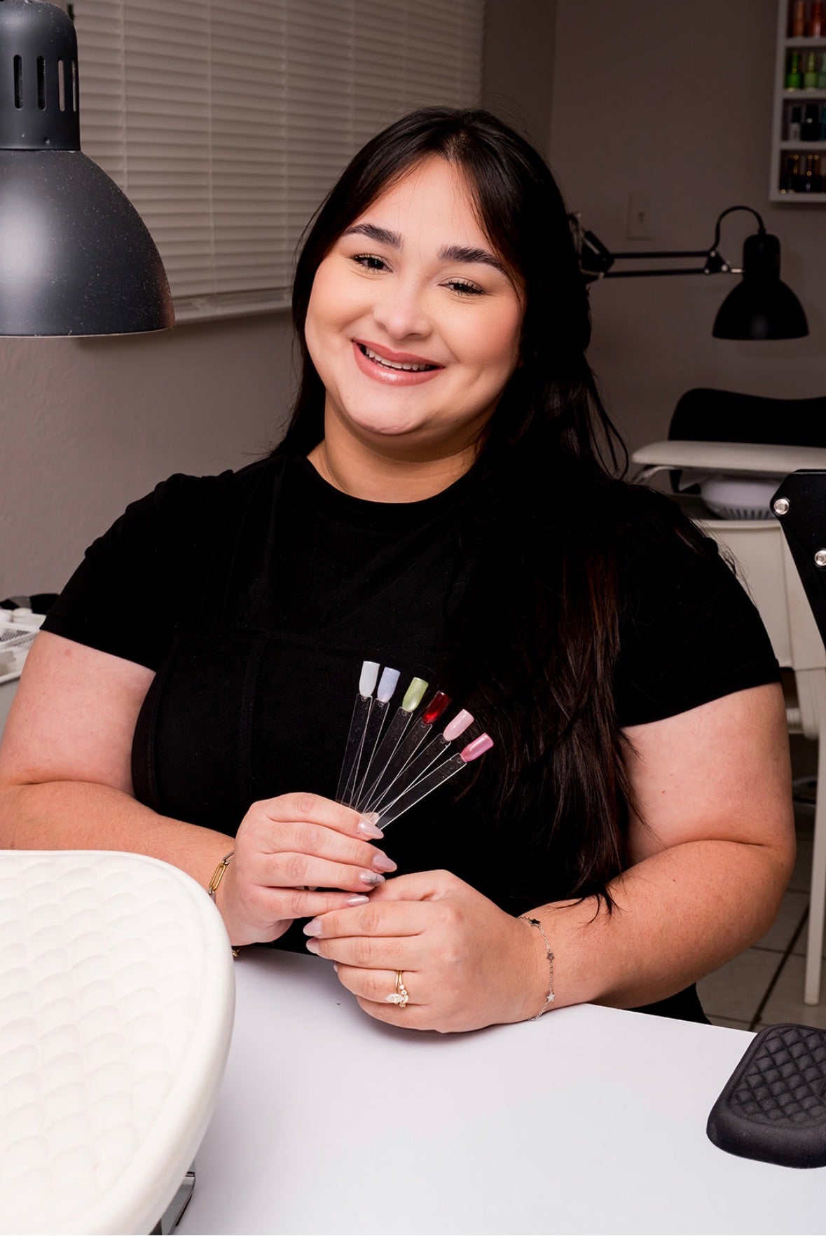 Karicha Neris, técnica de uñas de Nails On Point